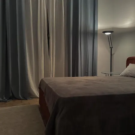 Pasteur-mm Red Line * Milan