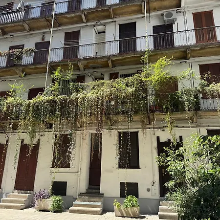 Appartement Pasteur-mm Red Line Milan